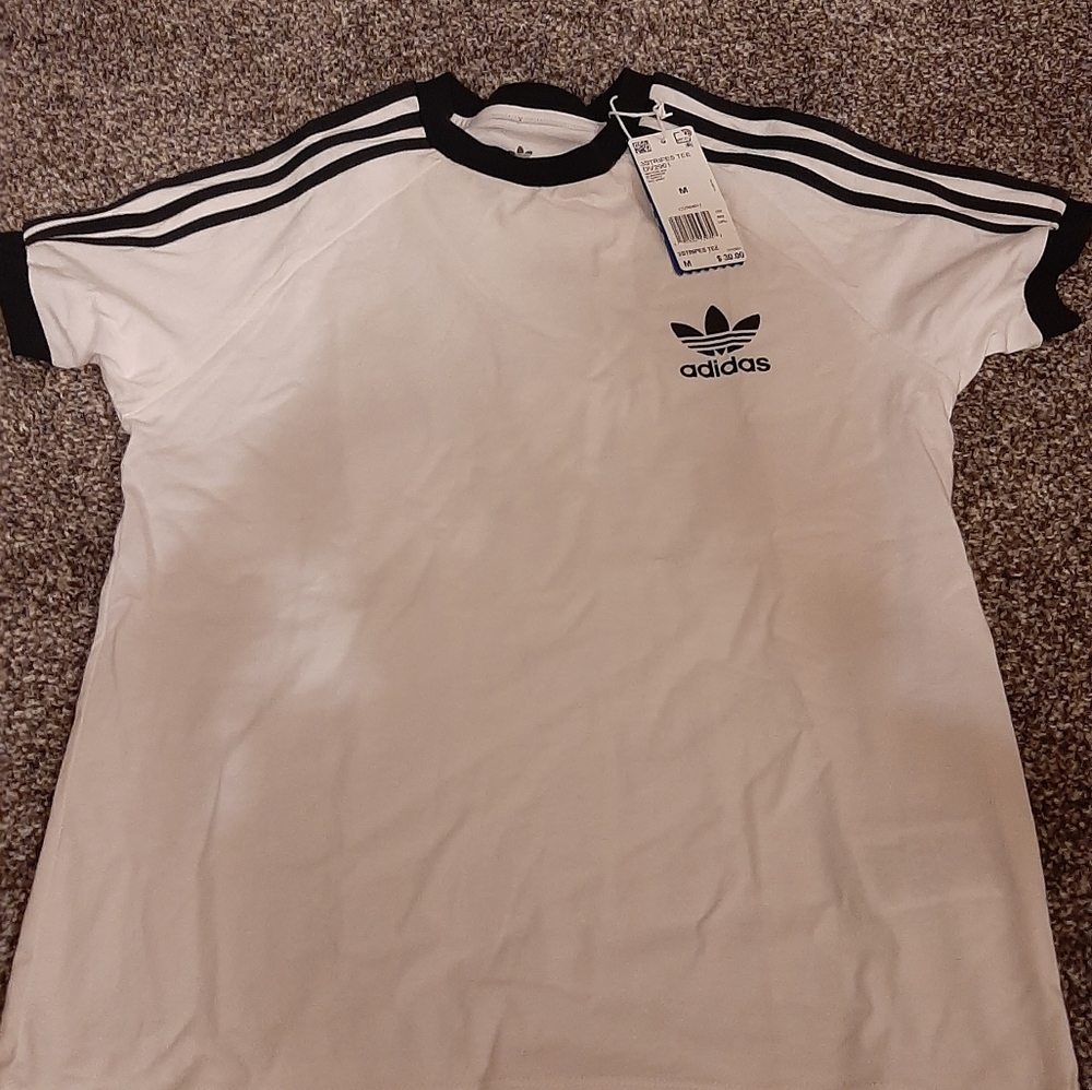 New Adidas 3 Stripes Tee Women Medium